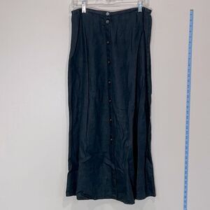 Super Cute Black Long Button Up Skirt By Eddie Bauer. Size 8